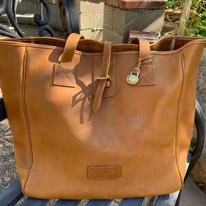 VINTAGE DOONEY & BOURKE TOTE BAG